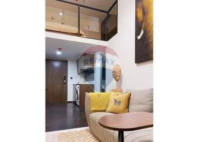 Duplex, corner, higher Fl-2 BR excellent facility in Thong Lor.