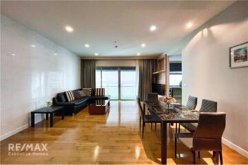 For Rent Pet Friendly 2+1 Bedrooms Facing Quiet side The Madison 41 Walkable to BTS Phrom Phong