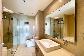 For Rent Pet Friendly 2+1 Bedrooms Facing Quiet side The Madison 41 Walkable to BTS Phrom Phong