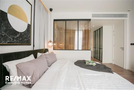 A beautiful unit with an effortlessly accessible condominium to BTS and MTR Asoke in the Sukhumvit area.