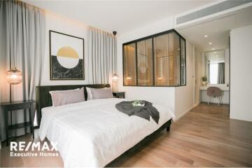 A beautiful unit with an effortlessly accessible condominium to BTS and MTR Asoke in the Sukhumvit area.