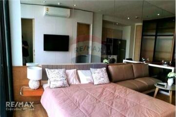 Stylish Condo with Easy Access to BTS Phrom Phong and Sukhumvit Area