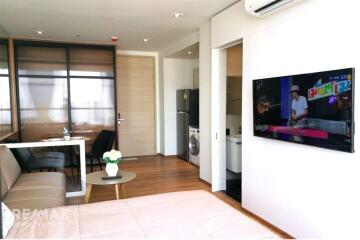 Stylish Condo with Easy Access to BTS Phrom Phong and Sukhumvit Area