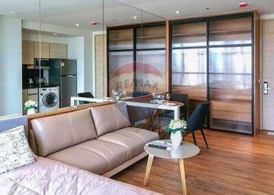 Stylish Condo with Easy Access to BTS Phrom Phong and Sukhumvit Area