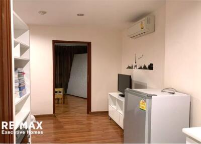 PG 2 condominium only 5 mins walk from MRT Rama 9 for sale with the tenant guaranteed returns.