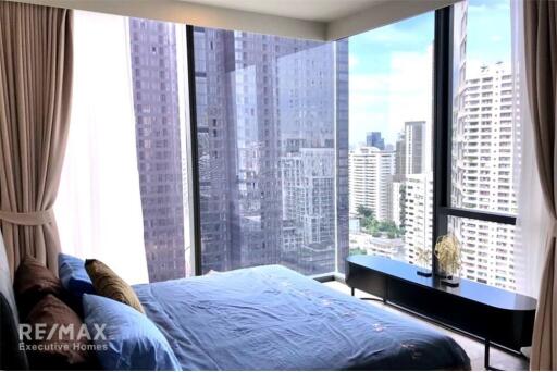 A luxury furnished unit located in a prime area of Asoke only 10 minutes walk to BTS Asoke.