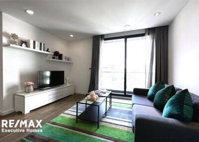 "Luxurious 2BR Condo in Central Bangkok - Rent Today!"