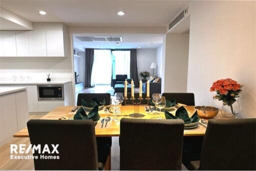 Luxurious 3-Bedroom Condo with Stunning Views in Sukhumvit 49/Thonglor 13