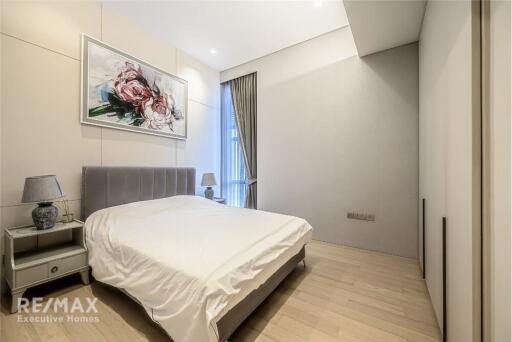 Sophisticated Condo with BTS Thong Lo Access, 17 Mins Walk Away