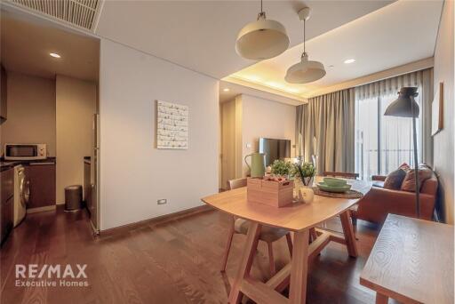 Luxurious Condo with Direct Access to BTS Phrom Phong on Sukhumvit 24