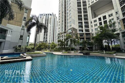 An affordable investment with guaranteed returns in prime location and open views only 7 minutes walk from MRT Rama 9.