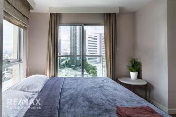 An affordable investment with guaranteed returns in prime location and open views only 7 minutes walk from MRT Rama 9.
