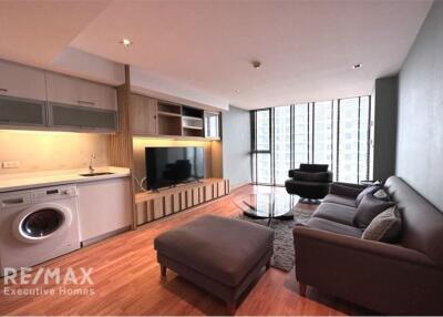 Beautiful condo in Thonglor - prime location, convenient and spacious.