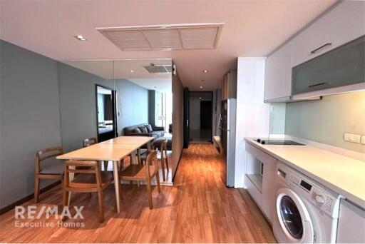 Prime Location Condo in Thonglor - Spacious and Convenient