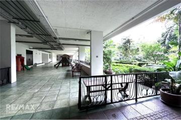 1Bed High Floor Condo with BTS Thong Lo 12 Mins Walk