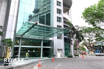 Effortlessly access condominium to BTS Phra Kanhong