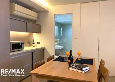 Effortlessly access condominium to BTS Ekkamai and Sukhumvit area.