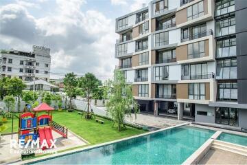 A quiet and convenient area with pet-friendly locate on Ekkamai 22.