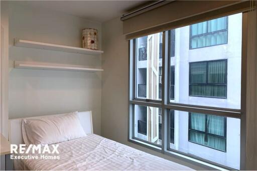 Fully furnished condominium in a quiet area.