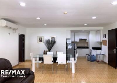 Cozy and fully furnished condominium in a quiet and convenient area a 4-minute walk to BTS Ekkamai.