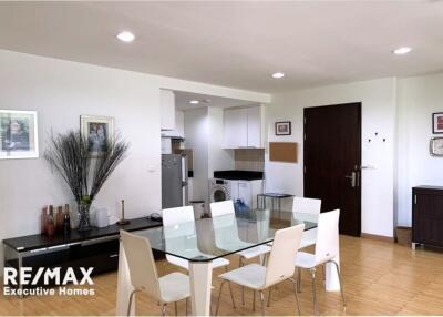 Cozy and fully furnished condominium in a quiet and convenient area a 4-minute walk to BTS Ekkamai.