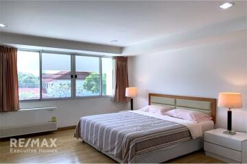 Pets-friendly and effortlessly accessible apartment to BTS Ekkamai and Sukhumvit area.