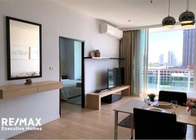 A modern and fully luxury-furnished 8 Thonglor condominium in the CBD area is the most convenient access to anywhere in Bangkok.
