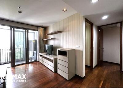 Contemporary Style Condo with Pet-Friendly Location on Sukhumvit 38