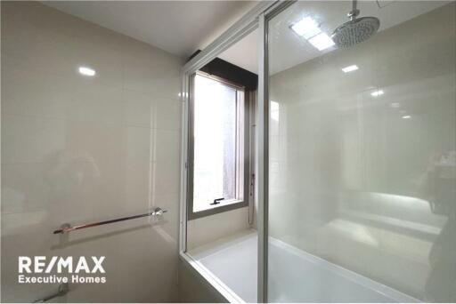 Contemporary Style Condo with Pet-Friendly Location on Sukhumvit 38