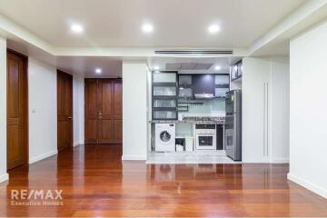 House Thanon Sarasin, 3 bedrooms, Wireless Road, Lumpini, Pathumwan