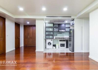 House Thanon Sarasin, 3 bedrooms, Wireless Road, Lumpini, Pathumwan