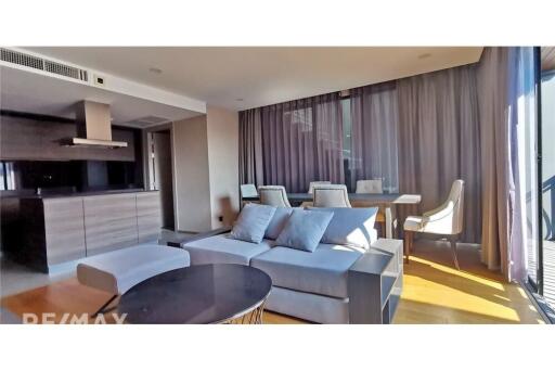 3 bedroom penthouse in the heart of Lang Suan, special room