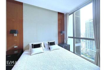 Ideal location for urban living at Prime Phathumwan Condo.