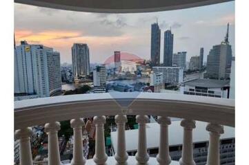 Luxury Condo with Spectacular ICONSIAM View