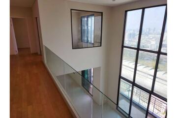 Luxurious 4-Bedroom Duplex Condo  Prime Asoke Location  3 Mins Walk to MRT Phetchaburi