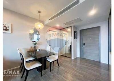 Fully Furnitured Condo near BTS "Phra Khanong".