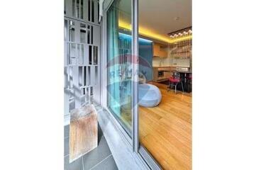 Beautiful 1bed condo for Sale on the soi 49.