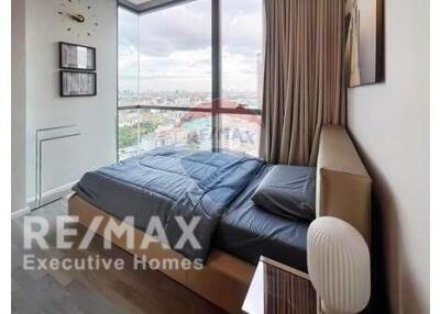 Fully Furnitured Condo near BTS "Phra Khanong".