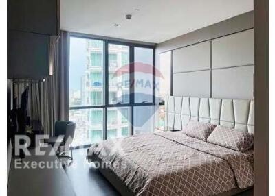 Fully Furnitured Condo near BTS "Phra Khanong".