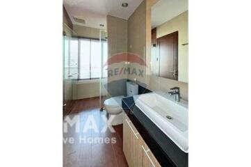 Fully Furnitured Pet Friendly Condo not far from BTS "Thong Lor".