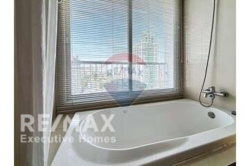 2bed Fully Furnitured Pet Friendly Condo not far from BTS "Thong Lor".