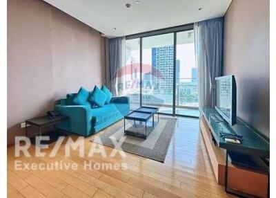 Nice 1bed Fully Furnitured Condo     "".