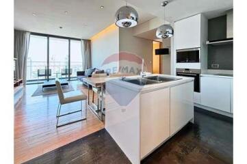 High Floor 2bed Fully Furnitured Unit     "".