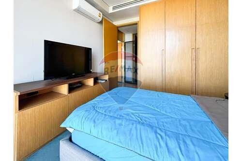 High Floor 2bed Fully Furnitured Unit     "".