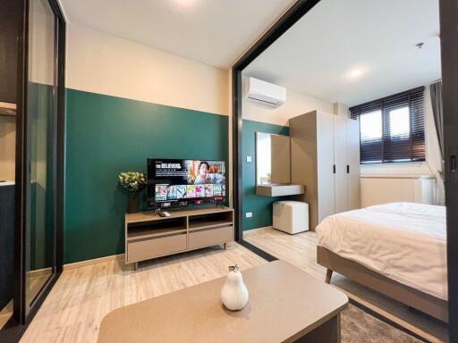 Condo for Rent at XT Huaikhwang