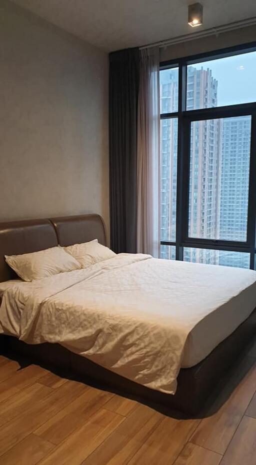 Condo for Sale at The Lofts Asok by Raimon Land