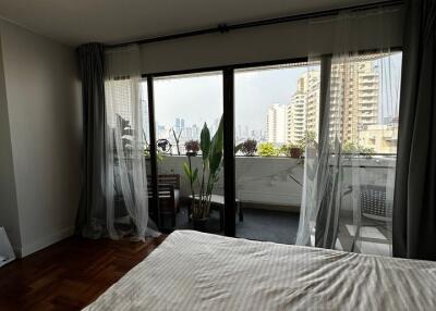 Condo for Rent at Richmond Palace Sukhumvit 43