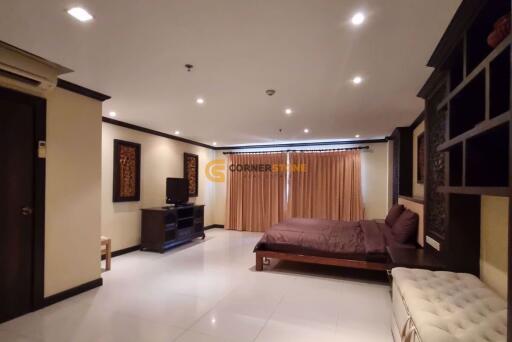 1 bedroom Condo in Nirvana Place Pattaya