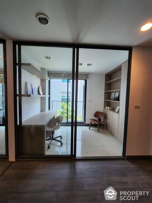 2-BR Condo at Rende Sukhumvit 23 near MRT Sukhumvit