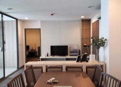 2-BR Condo at Rende Sukhumvit 23 near MRT Sukhumvit